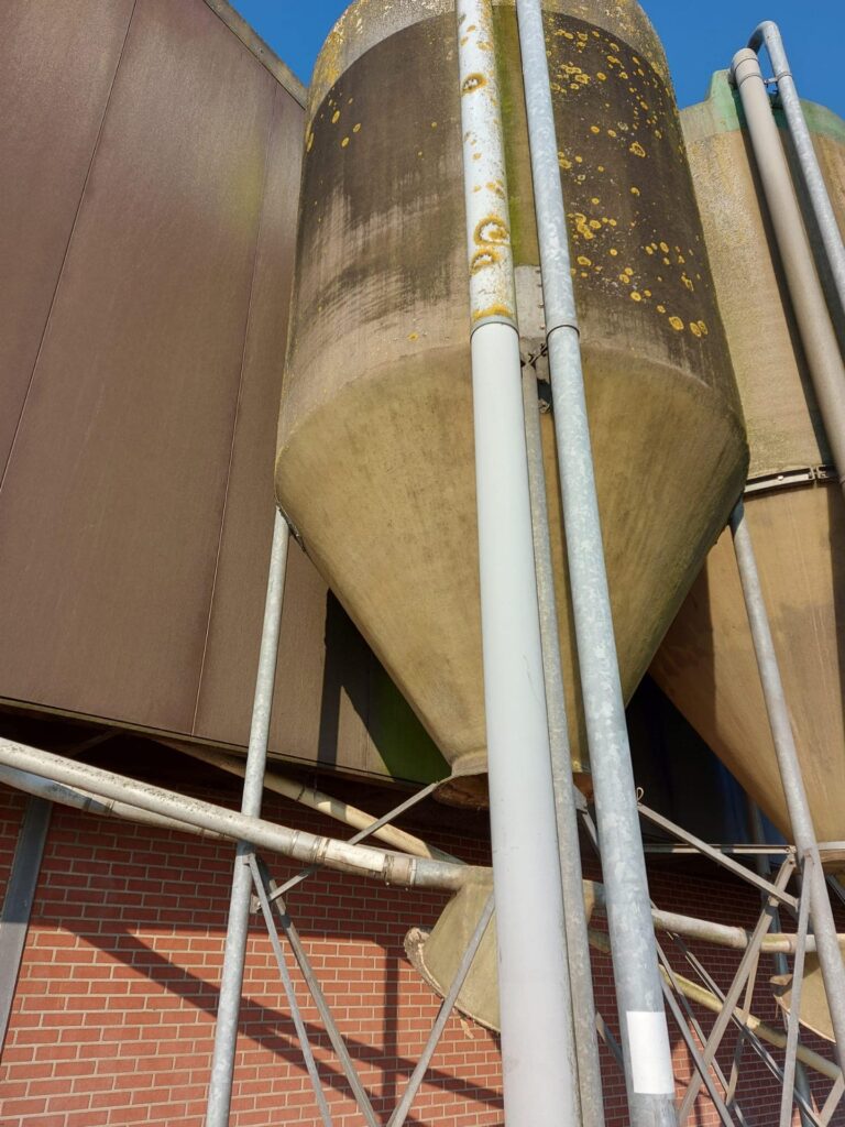 Silo voor het reinigen